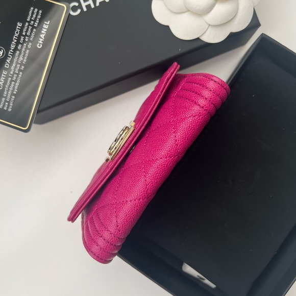 🔥CHANEL Boy Flap Cardholder - Picture 2 of 6